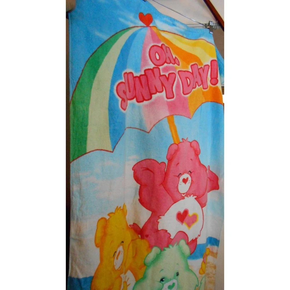 Vintage 2003 Care Bears Beach Pool Towel 100% Cotton 56in x 27in Rainbow Hearts